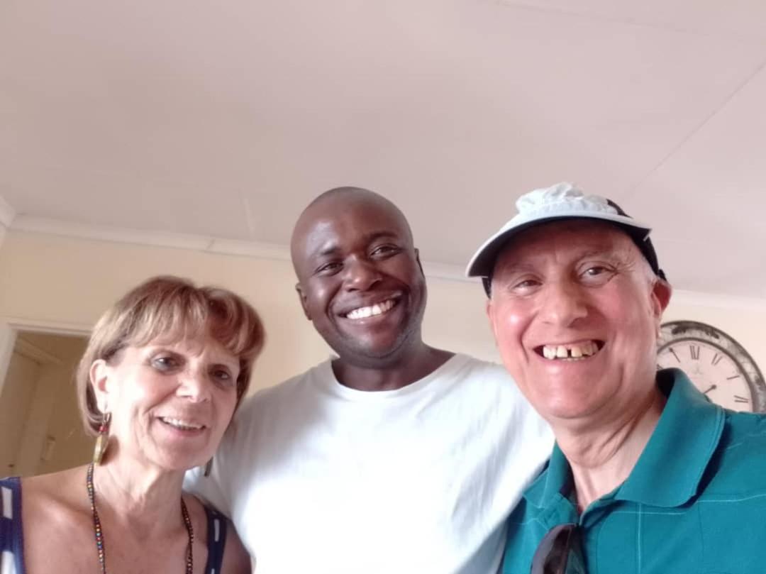 Sugar Shack Backpackers Botswana Bed and Breakfast Gaborone Exteriör bild